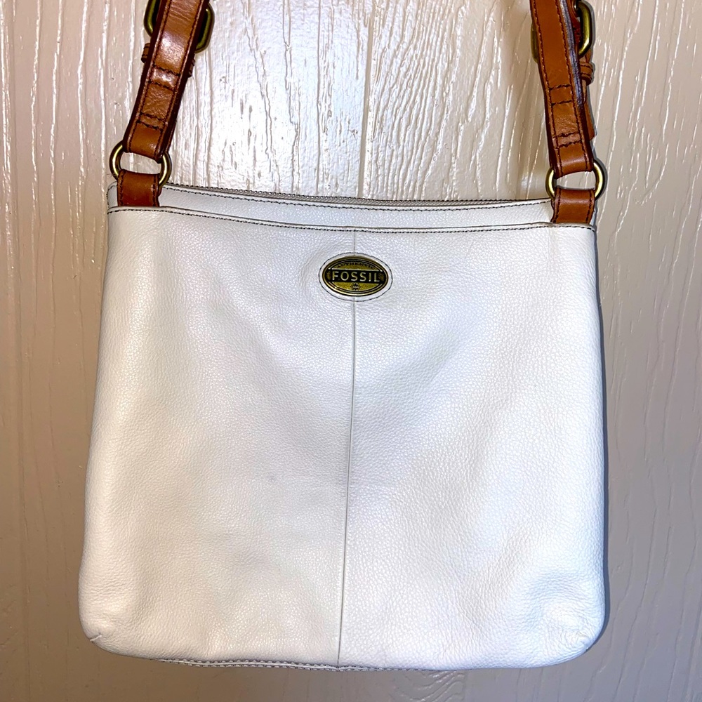 Fossil Explorer Leather Crossbody Handbag